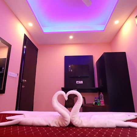 Suites Admiral Delhi Airport Nové Dillí Exteriér fotografie