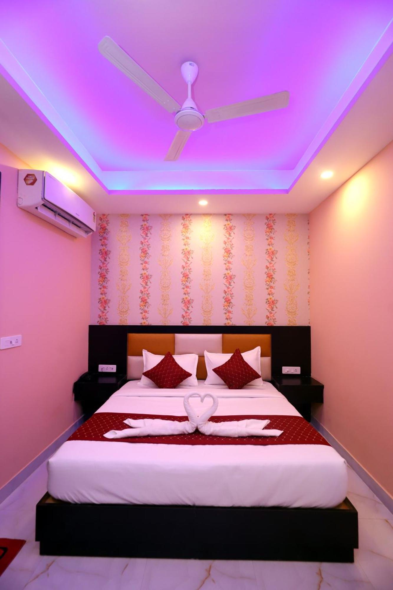 Suites Admiral Delhi Airport Nové Dillí Exteriér fotografie